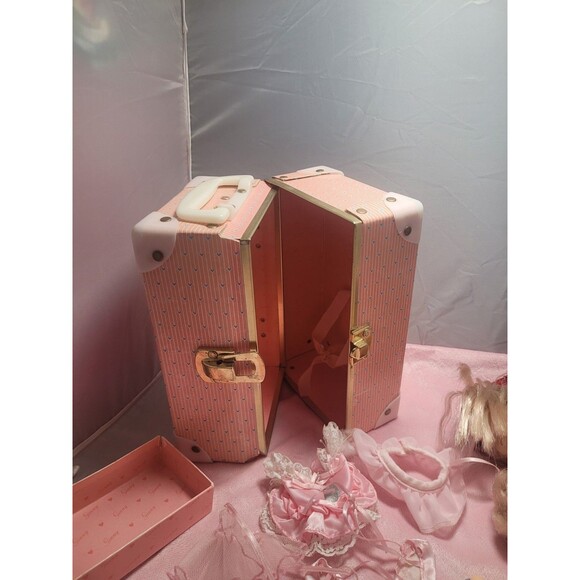 Vintage 1984 + Pink Ginny Doll Clothes Case Trunk Closet Suitcase Dolls - Picture 16 of 16